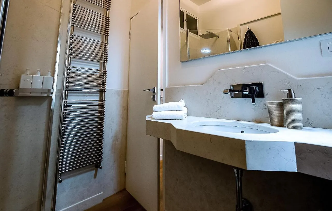 Acacia Firenze - Kiwi Apartment Florence
