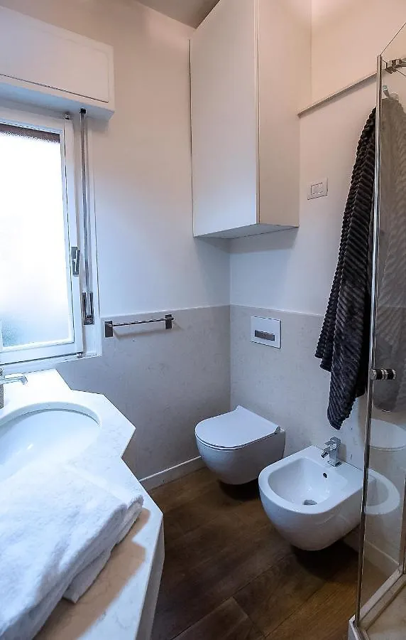 Acacia Firenze - Kiwi Apartment